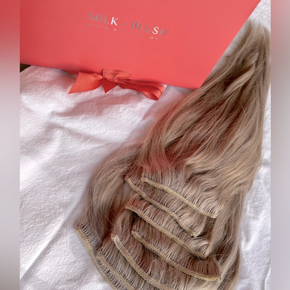 Milk+Blush Luxurious Hair Extensions - Picture 2 of 5